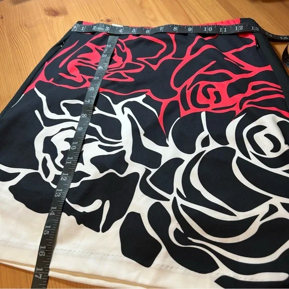 Tail Skort XS Golf Pickleball Tennis Activewear Zipped Pockets Pull On Floral - Picture 12 of 12